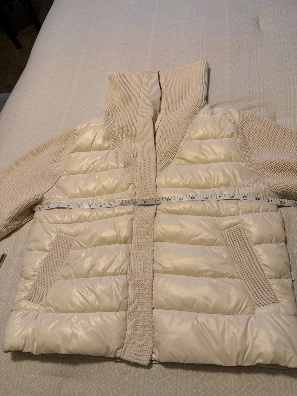 Varley Montrose puffer Jacket - Picture 12 of 16